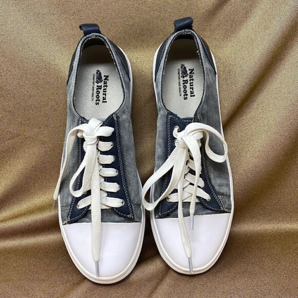 Roots Natural Comfort and Health Cap Toe Sneakers - Picture 4 of 14